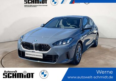 BMW 114, 2025