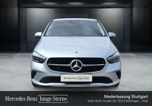 Mercedes-Benz B 200, 2026