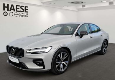 Volvo S60, 2022