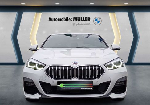BMW 220, 2022 2