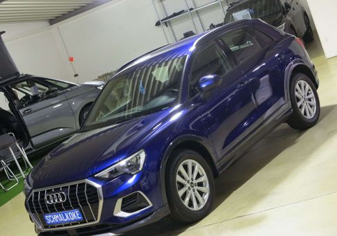 Audi Q3, 2022 2