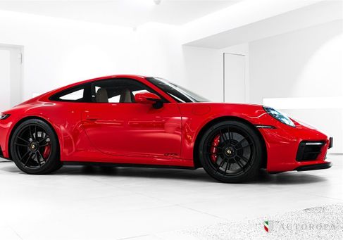 Porsche, 2023