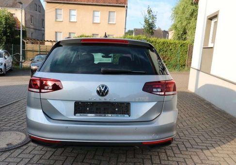 Volkswagen Passat Variant, 2023 3