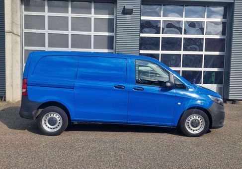 Mercedes-Benz Vito, 2021
