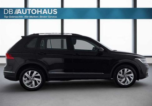 Volkswagen Tiguan, 2022