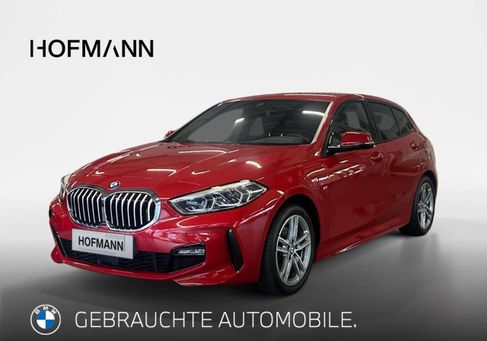 BMW 118, 2021
