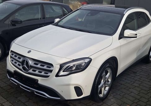 Mercedes-Benz GLA 180, 2018