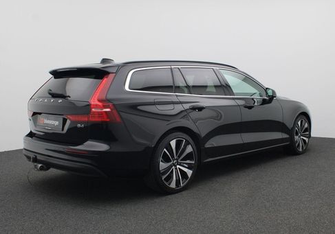 Volvo V60, 2023 3