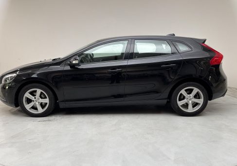 Volvo V40, 2018