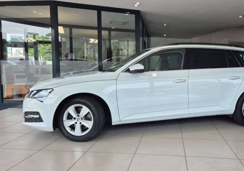 Skoda Superb, 2022