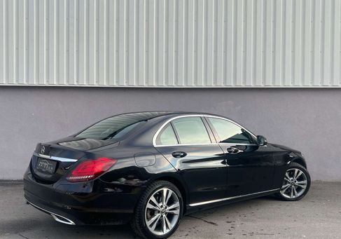 Mercedes-Benz C 300, 2020 3