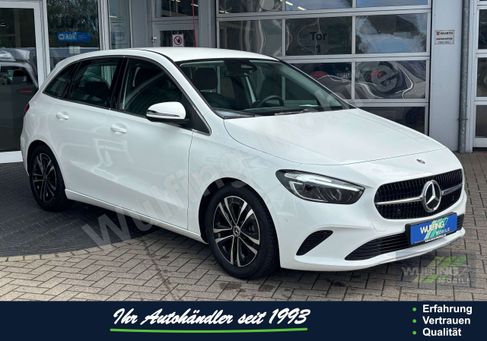 Mercedes-Benz B 180, 2025 3