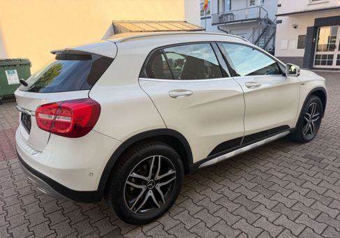 Mercedes-Benz GLA 220, 2017