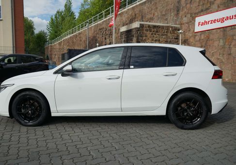 Volkswagen Golf, 2023 3