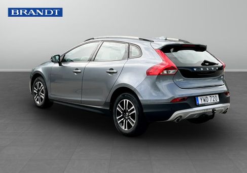 Volvo V40 Cross Country, 2018