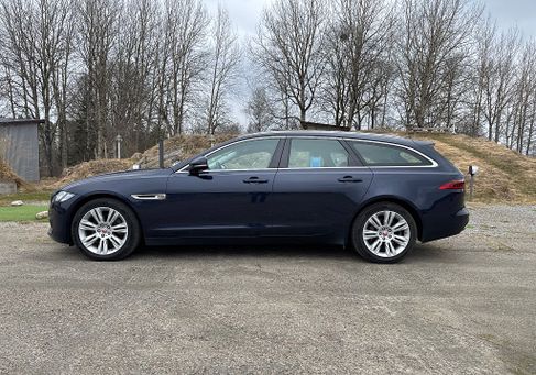 Jaguar XF, 2019