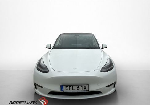 Tesla Model Y, 2024