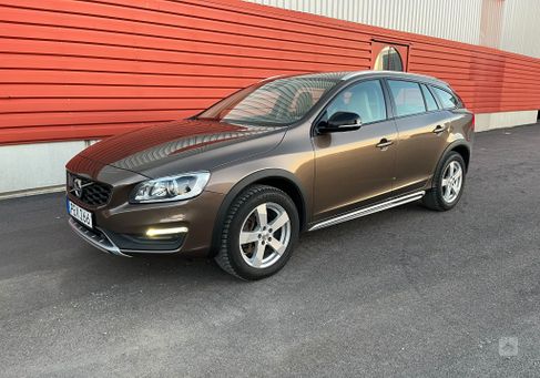 Volvo V60 Cross Country, 2017