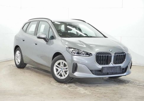 BMW 216, 2024