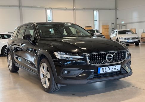 Volvo V60 Cross Country, 2021