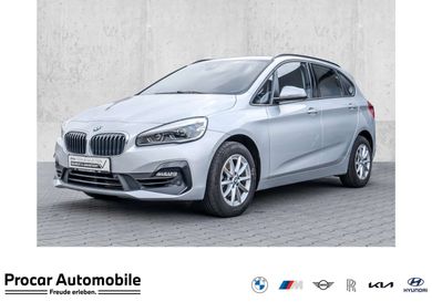 BMW 216, 2021