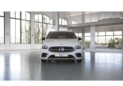 Mercedes-Benz B 250, 2022