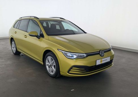 Volkswagen Golf, 2024 3
