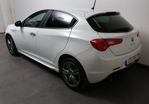 Alfa Romeo Giulietta, 2016