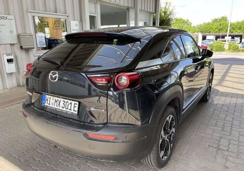 Mazda MX-30, 2024 3