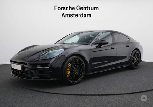 Porsche Panamera, 2024