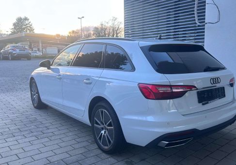 Audi A4, 2022