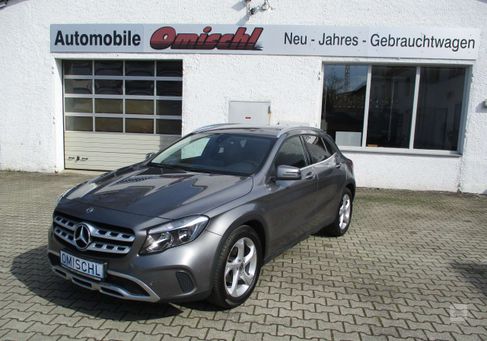 Mercedes-Benz GLA 200, 2019