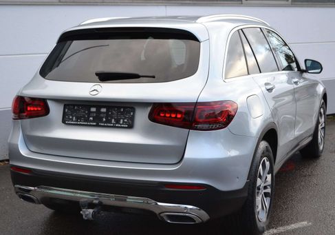 Mercedes-Benz GLC 200, 2021