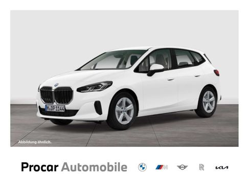 BMW 216, 2023