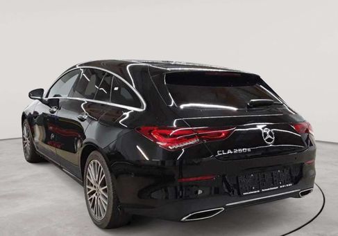 Mercedes-Benz CLA 250, 2022