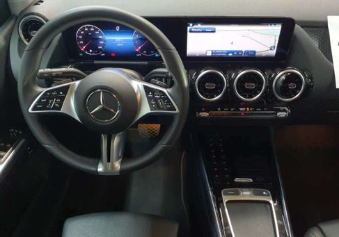 Mercedes-Benz B 220, 2024