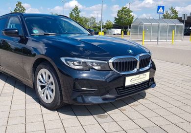 BMW 318, 2022