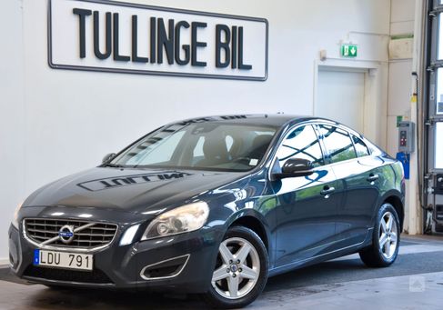 Volvo S60, 2011