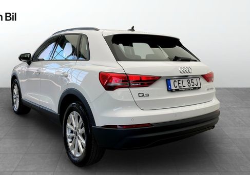 Audi Q3, 2022