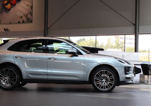 Porsche Macan, 2021