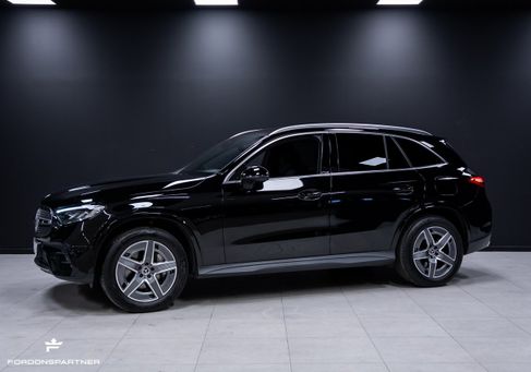 Mercedes-Benz GLC 300, 2023