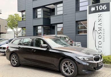 BMW 318, 2023