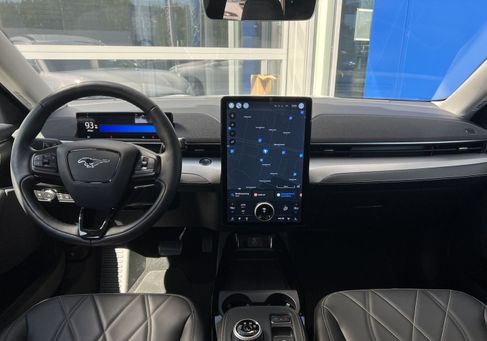 Ford Mustang Mach-E, 2021