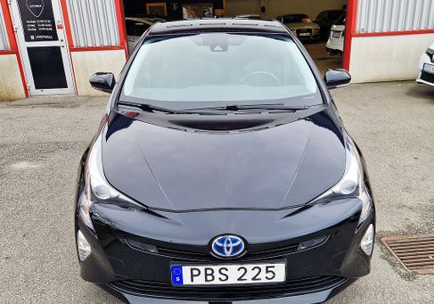Toyota Prius, 2016