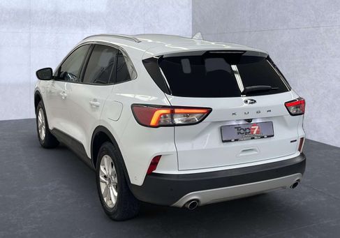Ford Kuga, 2022