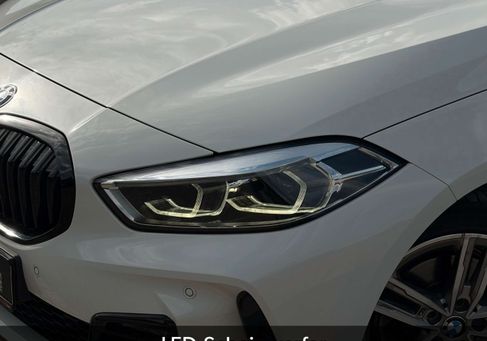 BMW 118, 2022 3