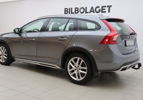 Volvo V60 Cross Country, 2017