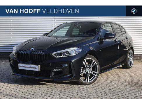 BMW 118, 2021