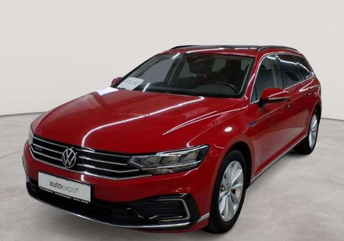 Volkswagen Passat, 2022