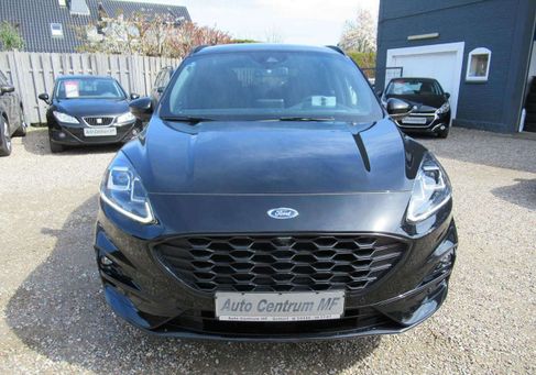 Ford Kuga, 2021
